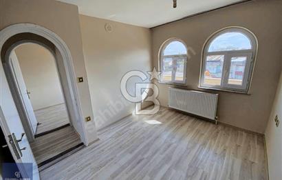 GAZİAKDEMİR MAHALLESİNDE TERASLI 3+1 SATILIK DAİRE