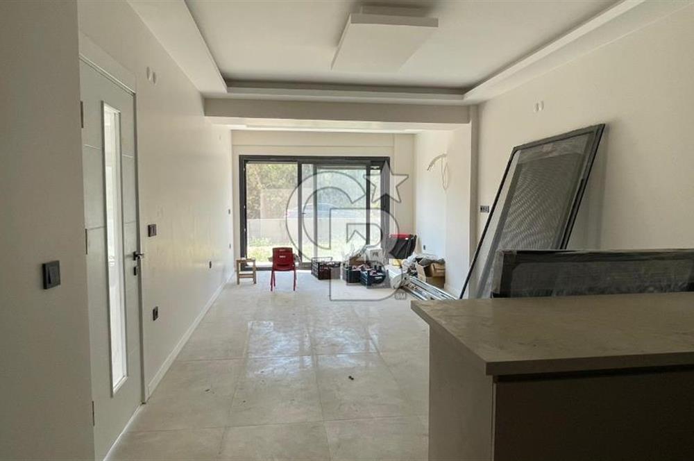 Villakent'te Havuzlu Sitede Satılık 2+1 Flat Daire