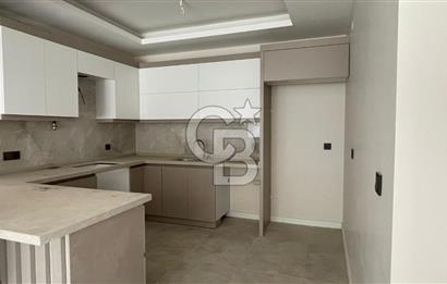 Villakent'te Havuzlu Sitede Satılık 2+1 Flat Daire