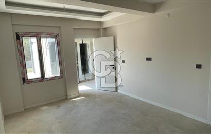 Villakent'te Havuzlu Sitede Satılık 2+1 Flat Daire