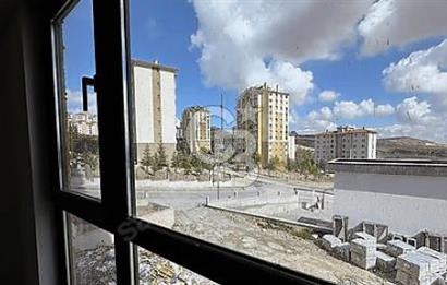 YAPRACIKTA KAPALI MUTFAKLI LÜKS 2+1 SIFIR DAİRE