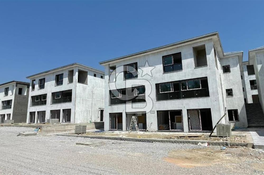 Villakent'te Havuzlu Sitede Satılık 2+1 Flat Daire