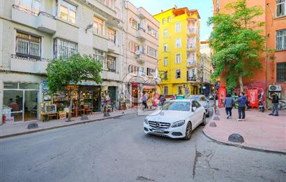 Cihangir'de Yatırım Fırsatı - Satılık 2 Daire