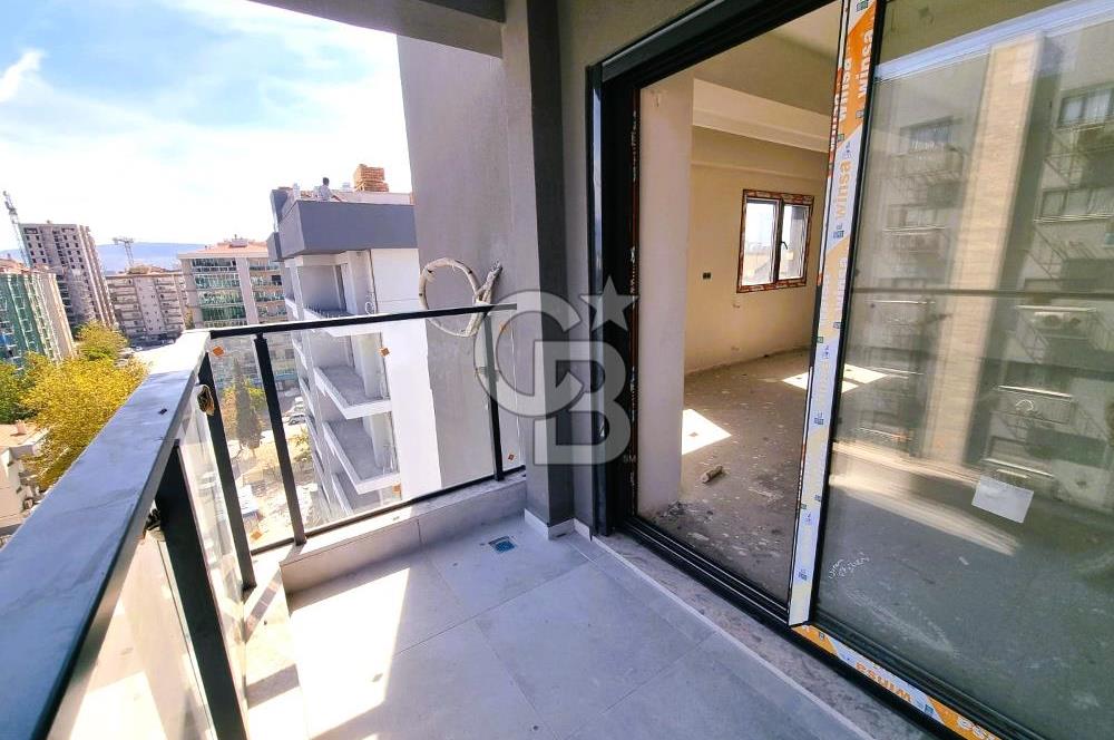 MANAVKUYU MUHTEŞEM LOKASYONDA 3+1 SATILIK DAİRE.....