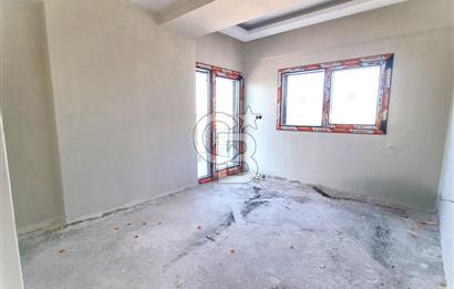 İZMİR MANSUROĞLU MAHALLESİNDE ŞEHİR MANZARALI 2+1 SATILIK DAİRE.