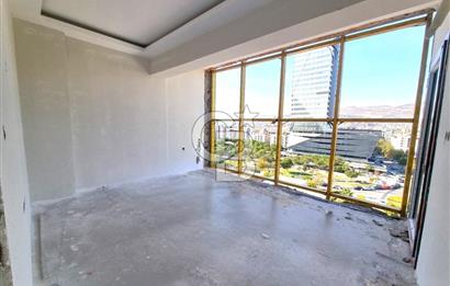 İZMİR MANSUROĞLU MAHALLESİNDE ŞEHİR MANZARALI 2+1 SATILIK DAİRE.