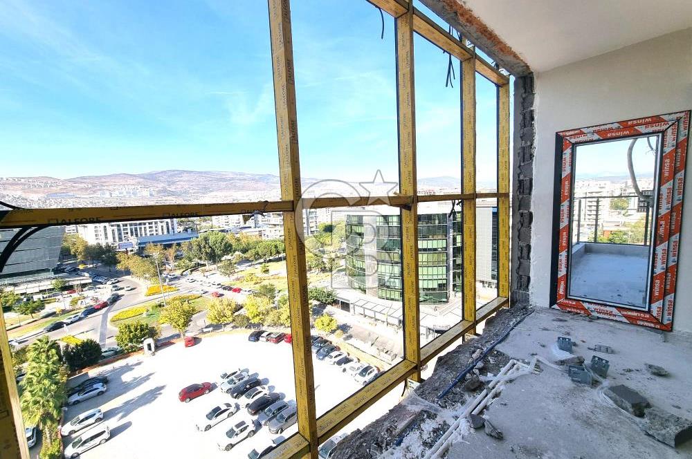 İZMİR MANSUROĞLU MAHALLESİNDE ŞEHİR MANZARALI 2+1 SATILIK DAİRE.