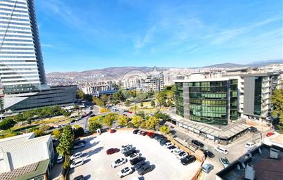 İZMİR MANSUROĞLU MAHALLESİNDE ŞEHİR MANZARALI 2+1 SATILIK DAİRE.