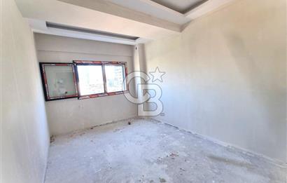 İZMİR MANSUROĞLU MAHALLESİNDE ŞEHİR MANZARALI 2+1 SATILIK DAİRE.