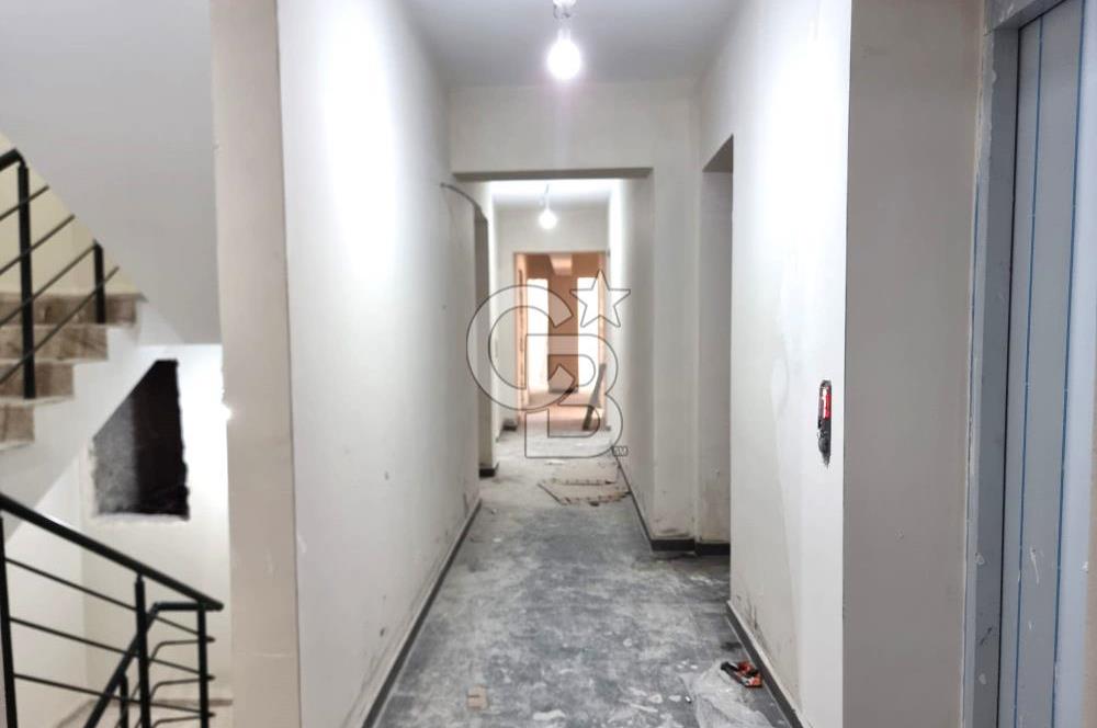 İZMİR MANSUROĞLU MAHALLESİNDE ŞEHİR MANZARALI 2+1 SATILIK DAİRE.
