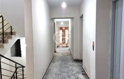 İZMİR MANSUROĞLU MAHALLESİNDE ŞEHİR MANZARALI 2+1 SATILIK DAİRE.