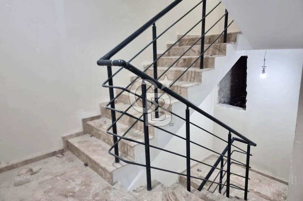 İZMİR MANSUROĞLU MAHALLESİNDE ŞEHİR MANZARALI 2+1 SATILIK DAİRE.