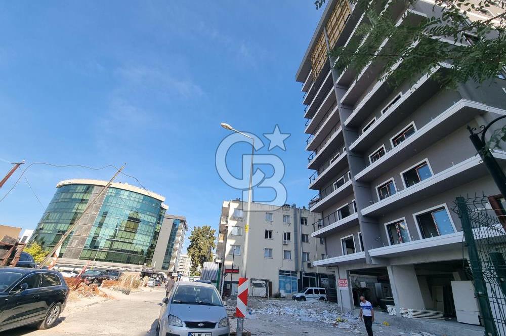 İZMİR MANSUROĞLU MAHALLESİNDE ŞEHİR MANZARALI 2+1 SATILIK DAİRE.