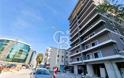 İZMİR MANSUROĞLU MAHALLESİNDE ŞEHİR MANZARALI 2+1 SATILIK DAİRE.