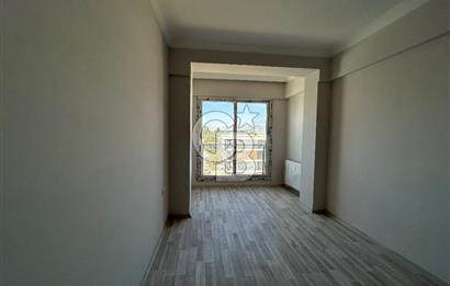 MENEMEN SEYREK 85. YIL MAHALLESİ 1+1 ÖN CEPHE SATILIK DUBLEKS DAİRE