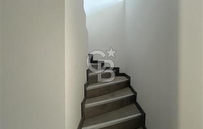 MENEMEN SEYREK 85. YIL MAHALLESİ 1+1 ÖN CEPHE SATILIK DUBLEKS DAİRE