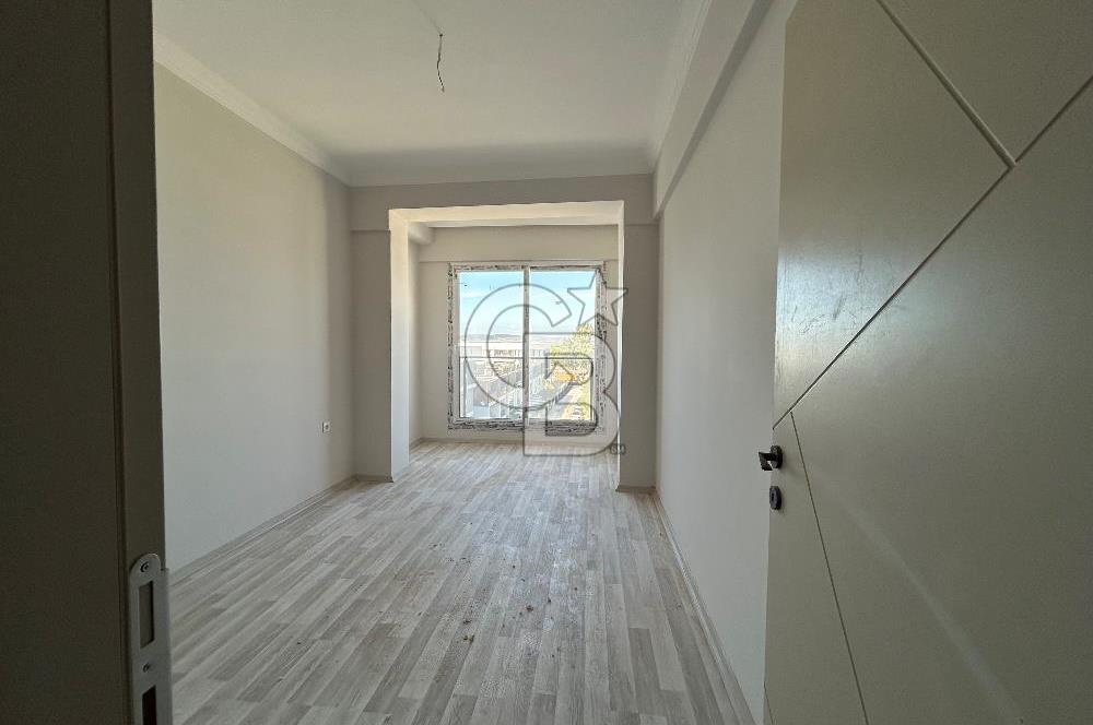 MENEMEN SEYREK ÖN CEPHE ÇATI DUBLEKS 1+1 SARILIK DAİRE
