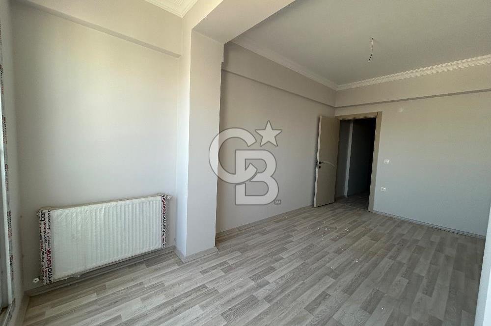 MENEMEN SEYREK ÖN CEPHE ÇATI DUBLEKS 1+1 SARILIK DAİRE