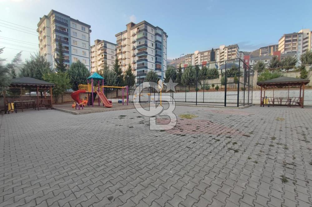 CB'DEN HÜRRİYET MH.DE GÜZEL KONUMDA GENİŞ SATILIK 5+1 DAİRE