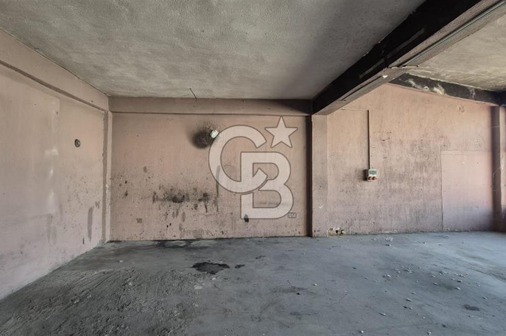 YATIRIMA VE İŞLETMEYE UYGUN 240 M² SATILIK DÜKKAN