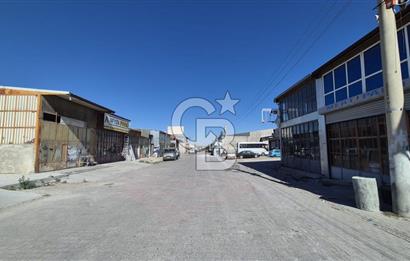 YATIRIMA VE İŞLETMEYE UYGUN 240 M² SATILIK DÜKKAN