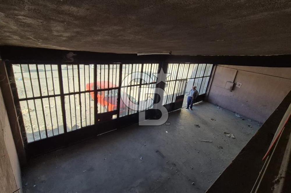 YATIRIMA VE İŞLETMEYE UYGUN 240 M² SATILIK DÜKKAN