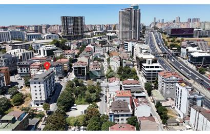 Yakuplu’da Metrobüs Durağına yakın 145m2 kiralık Dü