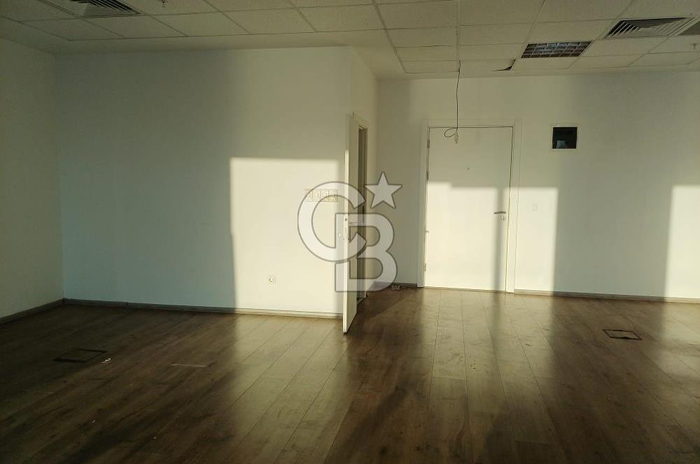 Folkart Towers A Kule'de Büyük Tip Deniz Manzaralı Kiralık Ofis