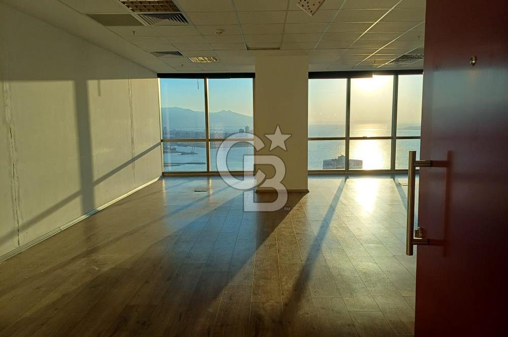 Folkart Towers A Kule'de Büyük Tip Deniz Manzaralı Kiralık Ofis