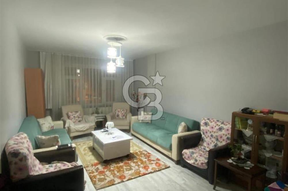 KURUÇEŞME MEYDANA YÜRÜME MESAFESİ 2+1 ARAKAT 100 M² DAİRE