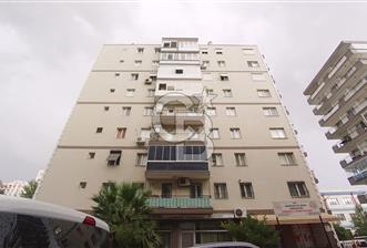 İzmir Karşıyaka İmbatlı Merkezi Konumlu Kiralık 3+1 100 m² Daire