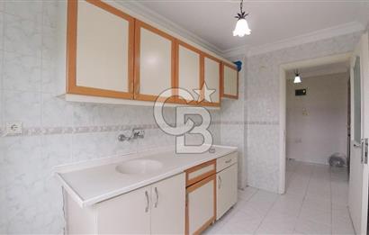 İzmir Karşıyaka İmbatlı Merkezi Konumlu Kiralık 3+1 100 m² Daire
