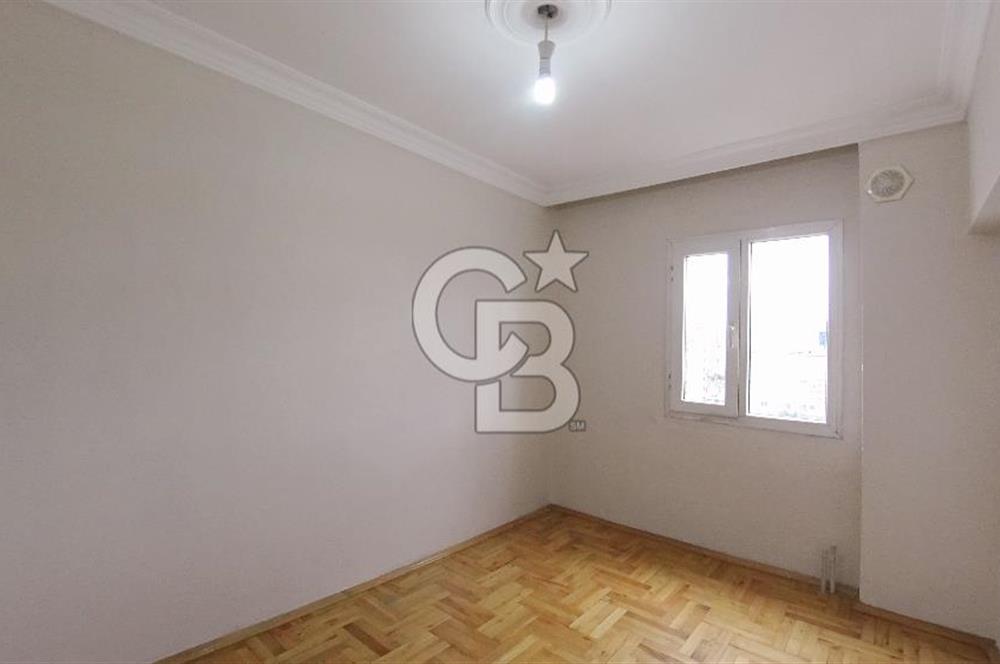 İzmir Karşıyaka İmbatlı Merkezi Konumlu Kiralık 3+1 100 m² Daire