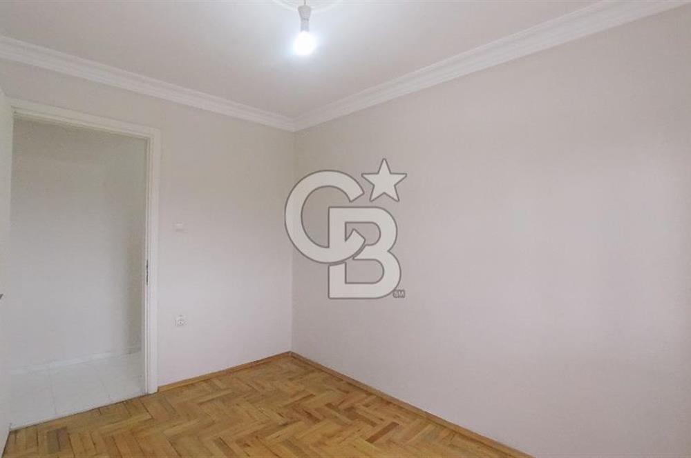 İzmir Karşıyaka İmbatlı Merkezi Konumlu Kiralık 3+1 100 m² Daire