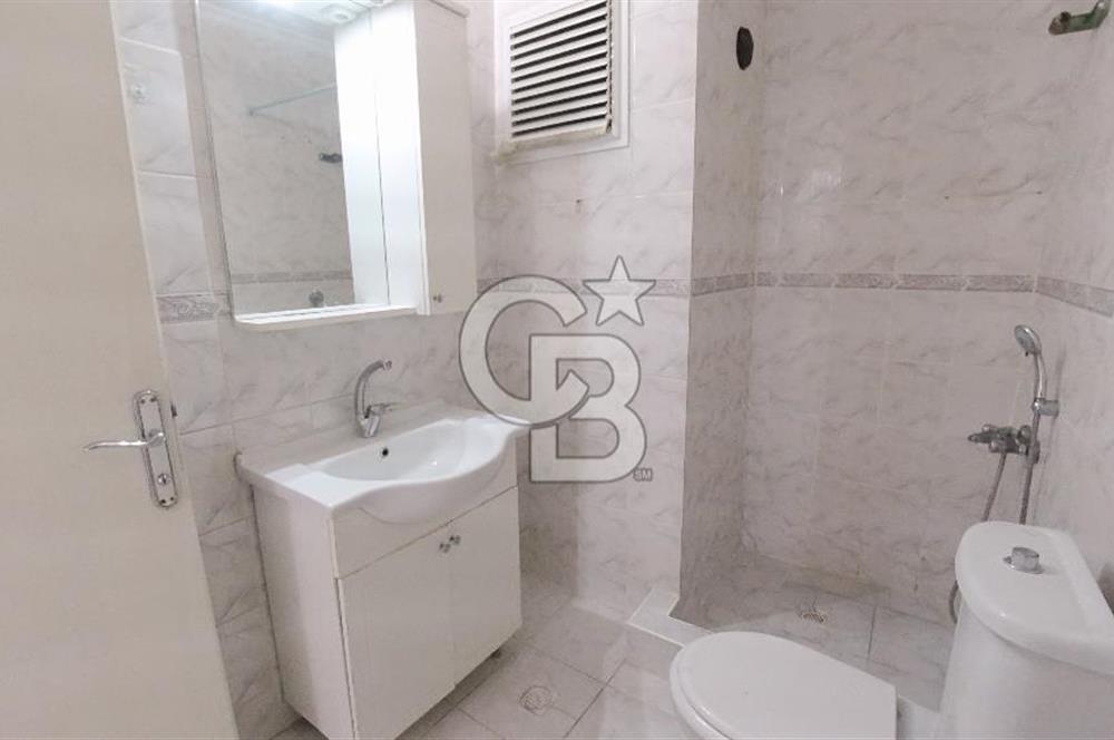 İzmir Karşıyaka İmbatlı Merkezi Konumlu Kiralık 3+1 100 m² Daire