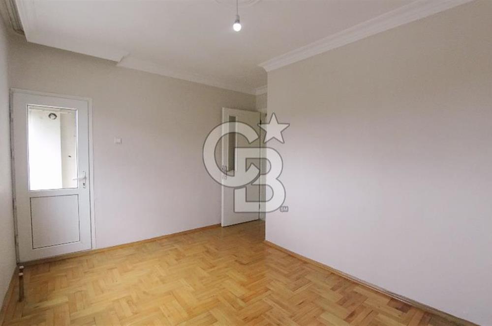 İzmir Karşıyaka İmbatlı Merkezi Konumlu Kiralık 3+1 100 m² Daire