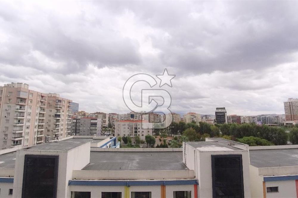 İzmir Karşıyaka İmbatlı Merkezi Konumlu Kiralık 3+1 100 m² Daire