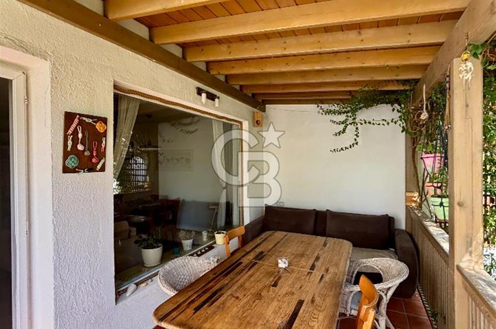 BODRUM'UN MERKEZİNDE HAVUZLU SİTE İÇİ 4+1 MÜSTAKİL EV