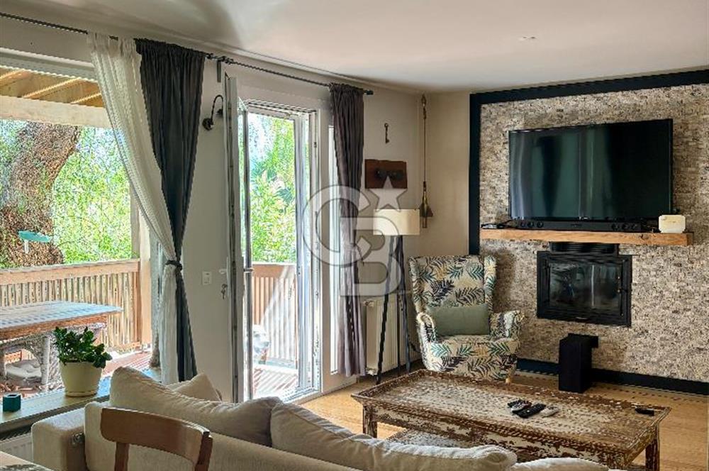 BODRUM'UN MERKEZİNDE HAVUZLU SİTE İÇİ 4+1 MÜSTAKİL EV