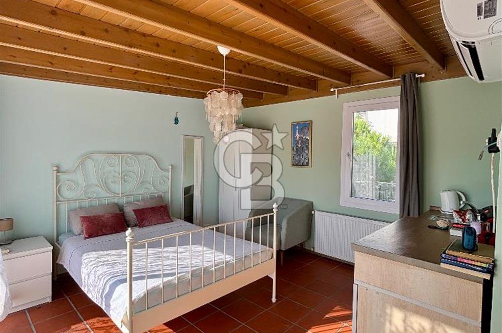 BODRUM'UN MERKEZİNDE HAVUZLU SİTE İÇİ 4+1 MÜSTAKİL EV