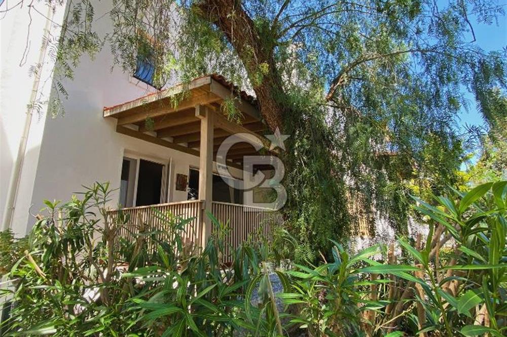BODRUM'UN MERKEZİNDE HAVUZLU SİTE İÇİ 4+1 MÜSTAKİL EV