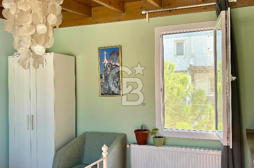 BODRUM'UN MERKEZİNDE HAVUZLU SİTE İÇİ 4+1 MÜSTAKİL EV
