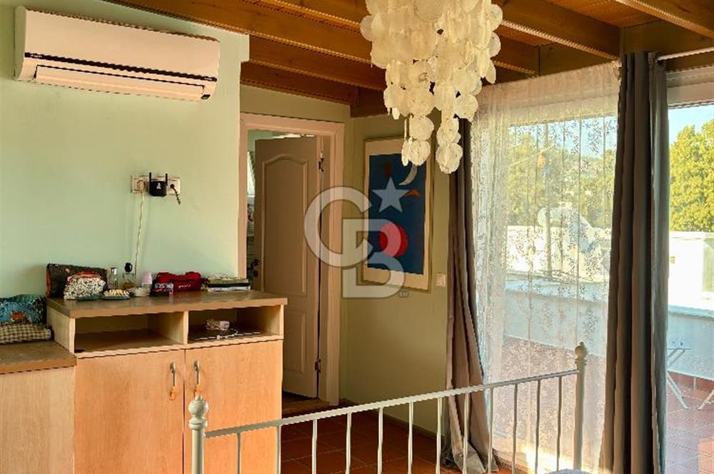 BODRUM'UN MERKEZİNDE HAVUZLU SİTE İÇİ 4+1 MÜSTAKİL EV