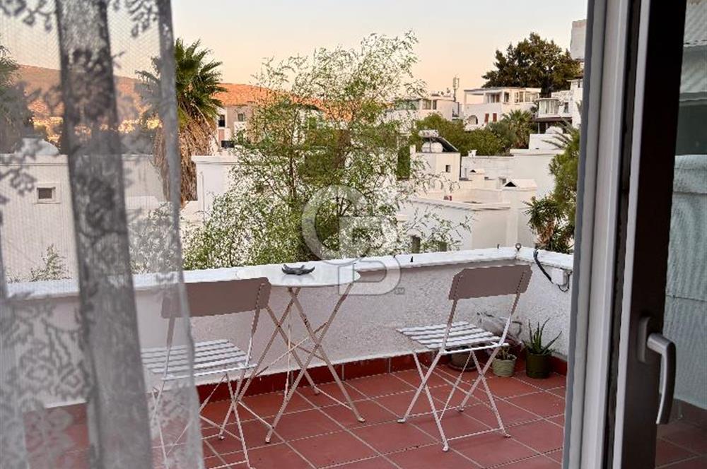 BODRUM'UN MERKEZİNDE HAVUZLU SİTE İÇİ 4+1 MÜSTAKİL EV