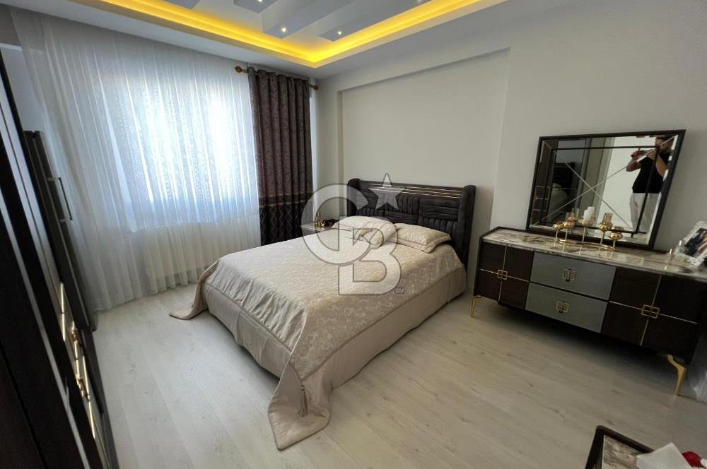 CB'DEN TEKEREK ANA CADDE'DE SATILIK 5+1