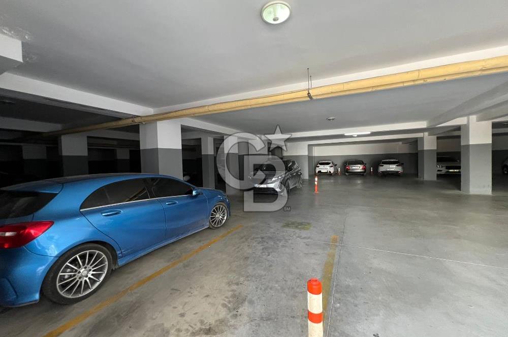 CB'DEN TEKEREK ANA CADDE'DE SATILIK 5+1