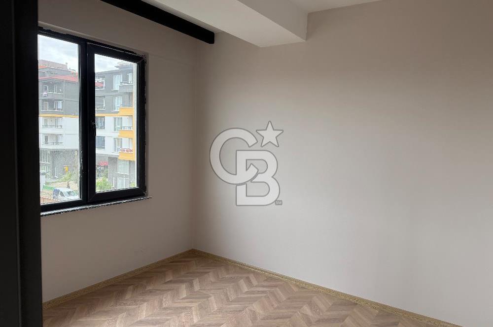 YUNUS EMRE CADDESİNDE SIFIR SATILIK 1+1 DAİRELER 