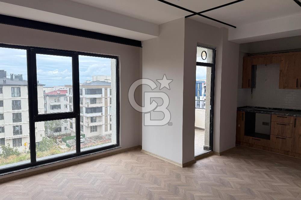 YUNUS EMRE CADDESİNDE SIFIR SATILIK 1+1 DAİRELER 