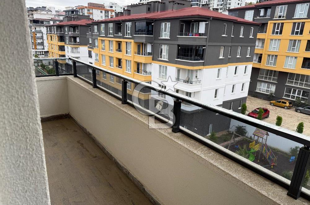 YUNUS EMRE CADDESİNDE SIFIR SATILIK 1+1 DAİRELER 