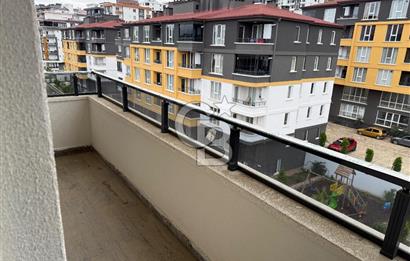 YUNUS EMRE CADDESİNDE SIFIR SATILIK 1+1 DAİRELER 